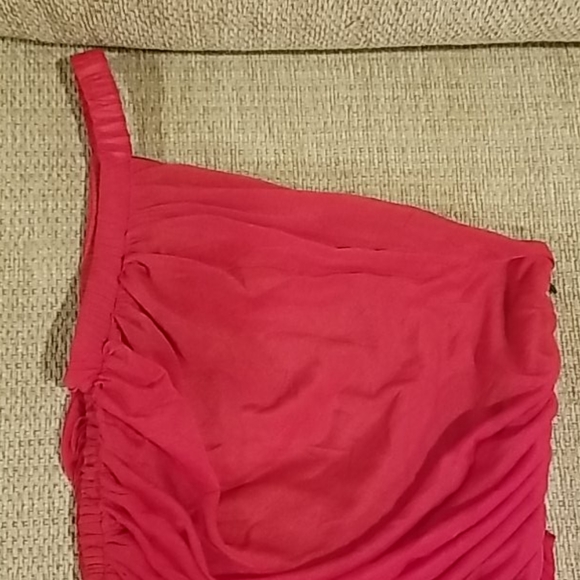 Red Dress - Picture 2 of 4